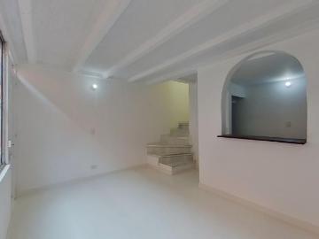 Casa En Venta En Bogota En Calandaima V68365