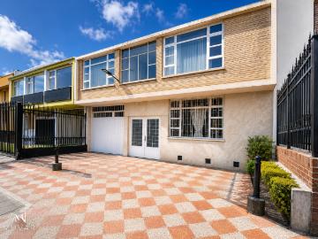 Casa En Venta En Bogota En Gran America V387649