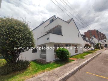 Casa En Venta En Bogota En La Floresta De Suba V361182