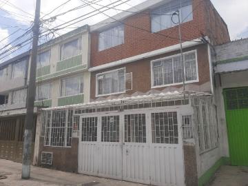 Casa En Venta En Bogota En La Francia V368622