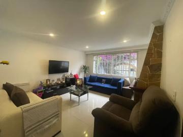 Casa En Venta En Bogota En Los Andes V143800
