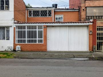 Casa En Venta En Bogota En Los Andes V368527