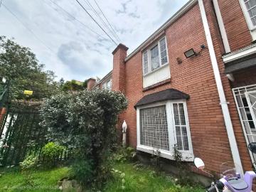Casa En Venta En Bogota En Santa Bibiana V372069