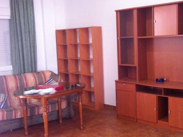 Casa en venta en Bollullos Par del Condado, Huelva