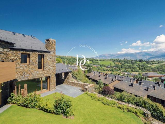 Casa en venta en Bolvir Pirineos. Obra nueva en venta en Bolvir. Casas.