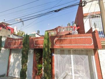 CASA EN VENTA EN BOSQUES DE ARAGON NEZAHUALCOYOTL EDOMEX
