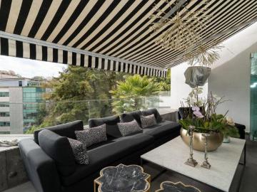 Casa en venta en Bosques de las Lomas