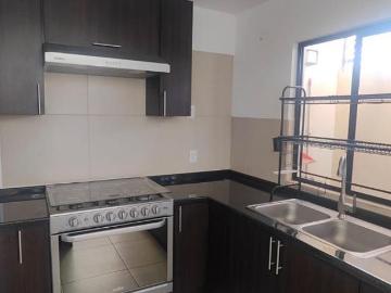 Casa en Venta en Bosques de Santa Rita equipada con closets y cocina