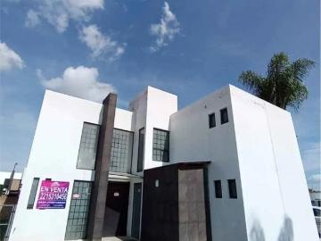 Casa en venta en Bosques de Zerezotla, San Pedro Cholula, Puebla