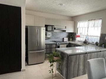 CASA EN VENTA EN BOSQUES DEL DORADO 3 REC $2&apos 790,000