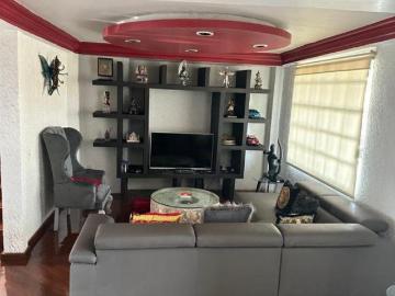 Casa en Venta en Bosques del Lago