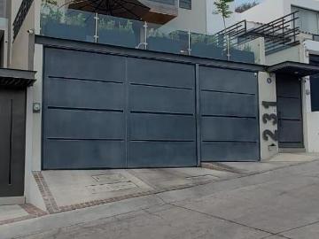 Casa EN VENTA en Bosques del Refugio con 4 recámaras e increíbles vistas