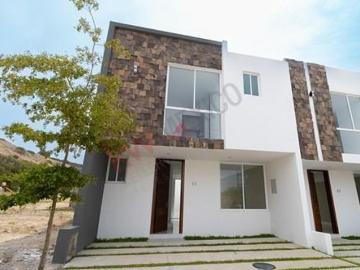 Casa en venta en Bosques Santa Anita, Tlajomulco De Zuñiga, Jalisco