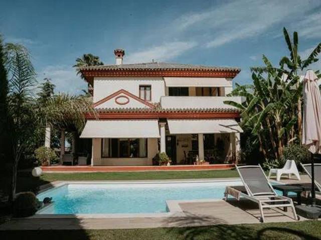 Casa en Venta en Bormujos