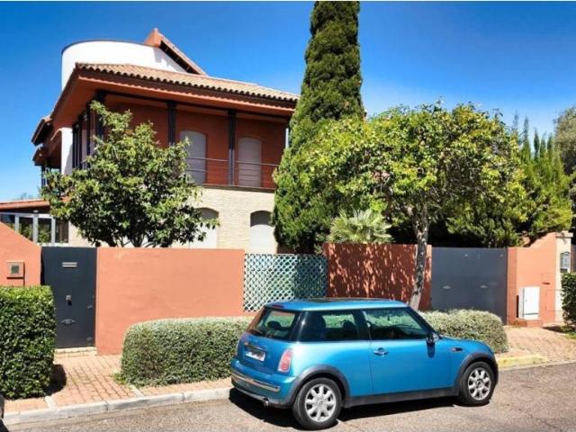 Casa en Venta en Bormujos