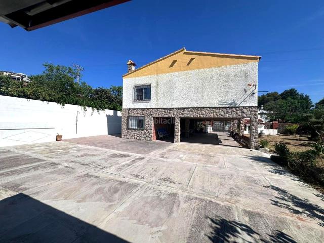 Casa en venta en Borriol. CHALET INDEPENDIENTE A LA VENTA EN URB. LABELLER. Casas.