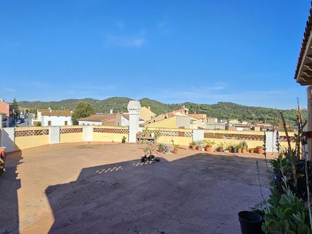 Casa en venta en Breda. Casas.