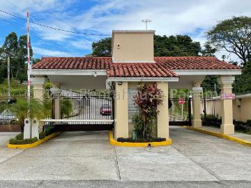 Casa en Venta en Brisas Del Golf, Panama