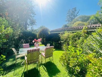 Casa en Venta en Brown Nte con Avenida El Bosque
