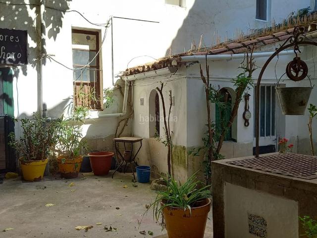 Casa en venta en Brozas. Gran casa con patio en Brozas. Casas.
