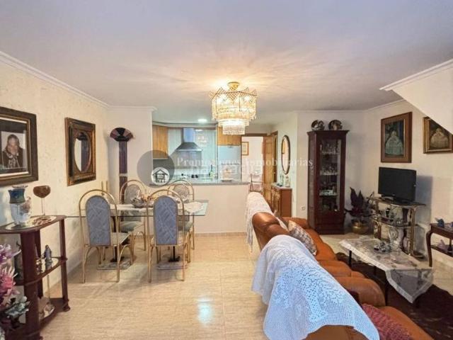 Casa en venta en Cualedro. CASA EN ENTORNO RURAL. Casas.