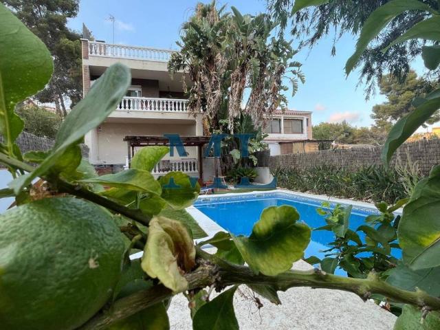 Casa en Venta en Cubelles