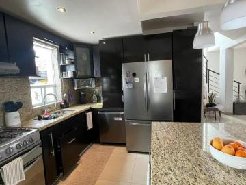 CASA EN VENTA EN CUBILLAS SUR