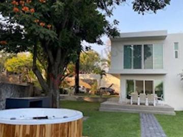 Casa en Venta en Cuernavaca, Morelos: Espacio, Modernidad y Seguridad