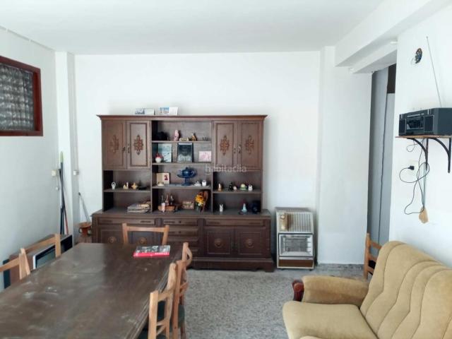 Casa en venta en Cullera, Pueblo de Cullera. Situada en zona Rava, a la falda de la montaña en uno de los barrios tradicionales.br Esta propiedad se enmarca en una calle perpe. Casas.