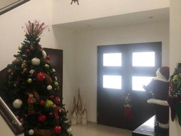 Casa en Venta en CUMBRES 6 SECTOR D, Monterrey