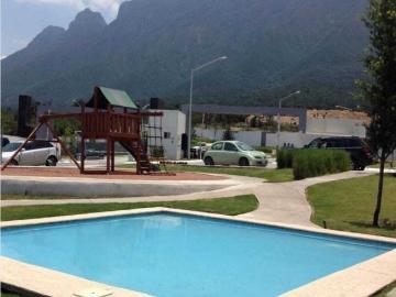 CASA EN VENTA EN CUMBRES ALEGRO MONTERREY NUEVO LEON