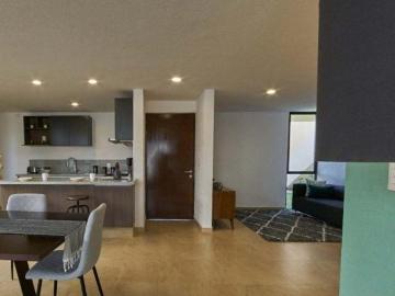 CASA EN VENTA EN CUMBRES DEL LAGO UNA PLANTA JURIQUILLA TOWNHOUSE