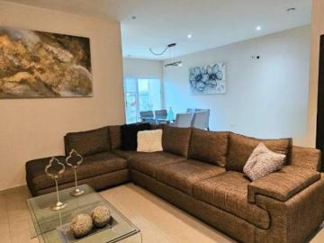 Casa en Venta en Cumbres Elite
