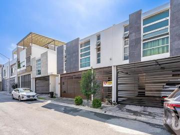 Casa en Venta en Cumbres Elite 9no. Sector, Monterrey, Nuevo León