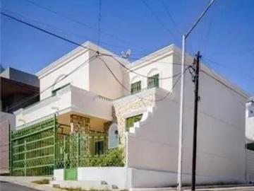 Casa en Venta en Cumbres, monterrey, N.L