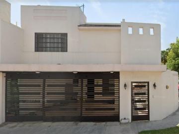 Casa en venta en Cumbres Madeira, Monterrey, Nuevo León