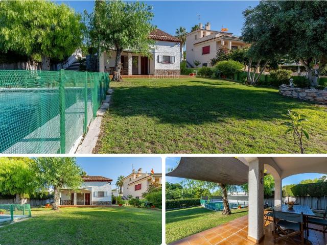 Casa en venta en Cunit, Cunit Residencial Costa Dorada. CASA INDIVIDUAL CON PISCINA, EXCELENTE UBICACIÓN. Casas.