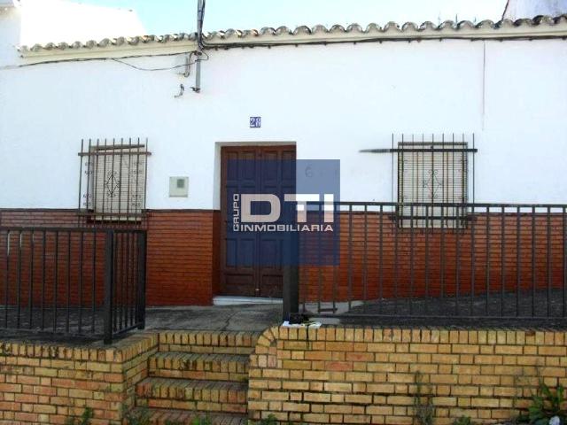 Casa en venta en c. fuente de leon, 6, Calañas, Huelva