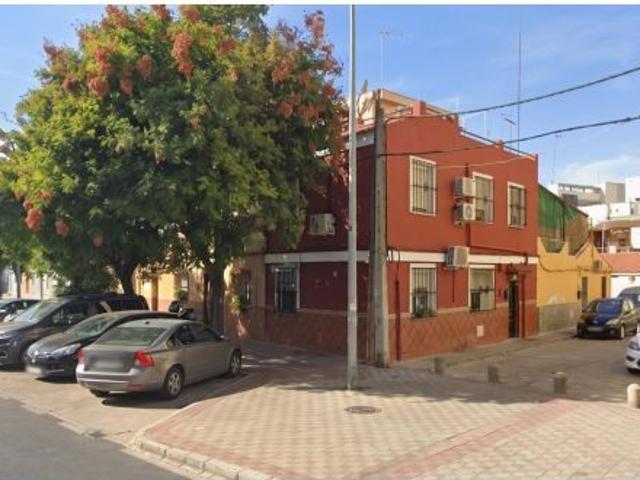 Casa en venta en C/ Lorenzo de Cepeda Sevilla