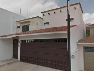 CASA EN VENTA EN C. RESIDENCIAL LAS CUMBRES XALAPA VER