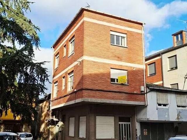 Casa en Venta en Cacabelos