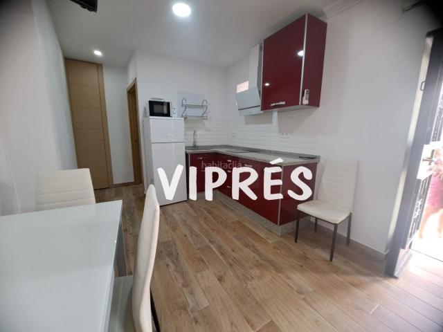 Casa en venta en Cáceres, Casco Antiguo. Te gustaría invertir en un precioso apartamento turístico en funcionamiento? O quizás vivir en una bonita casa con unas vistas esp. Casas.