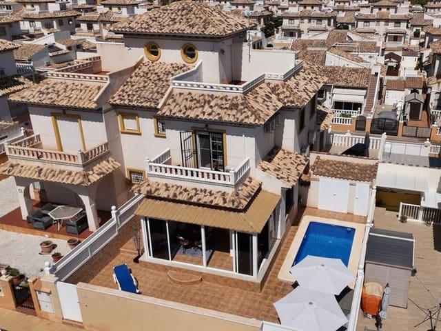 Casa en venta en Cabo Roig, Alicante Costa Blanca
