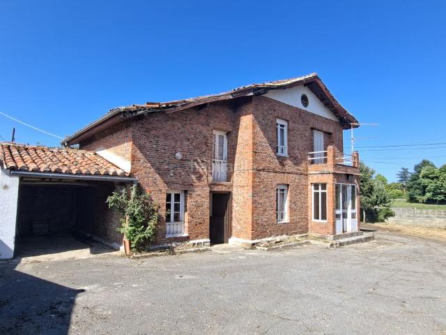 Casa en venta en Cabezón de la Sal. CASA INDEPENDIENTE PARA REFORMAR EN CABEZON DE LA SAL. Casas Cabezón de la.