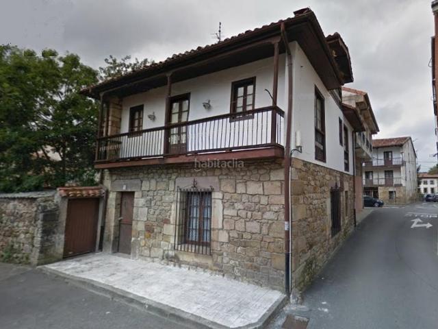 Casa en venta en Cabezón de la Sal. Encantadora casa de piedra en Cabezón de la Sal, que combina su aire rústico con comodidades modernas. Y lo mejor, su agradable ja. Casas Cabezón de la.