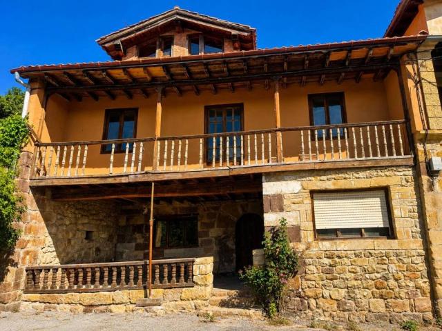 Casa en Venta en Cabezón de la Sal