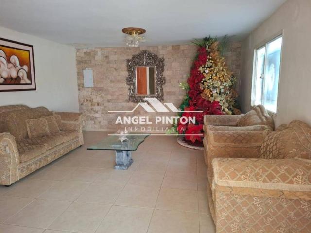 Casa en Venta en Cabimas Zulia 408 m2. 4 hab