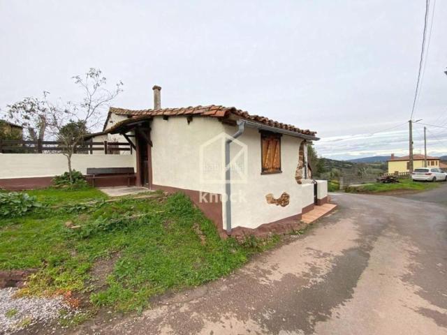 Casa en venta en Cabranes. CASA EN VENTA EN EL CONCEJO DE VILLAVICIOSA CON TERRENO CONTACTAR CON JAVIER AL Se vende fantástica propiedad ubicada. Casas.