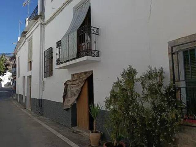 Casa en Venta en Cádiar