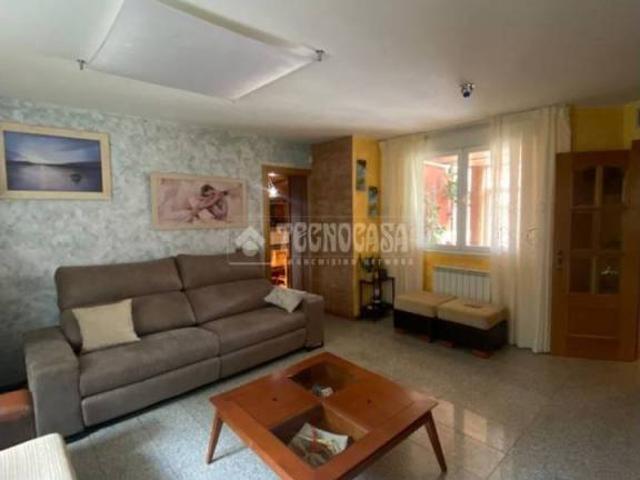 Casa en Venta en Cadrete